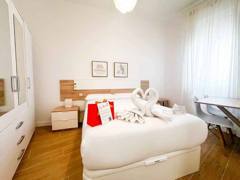Cozy 2bd Flat City Center + Ac *