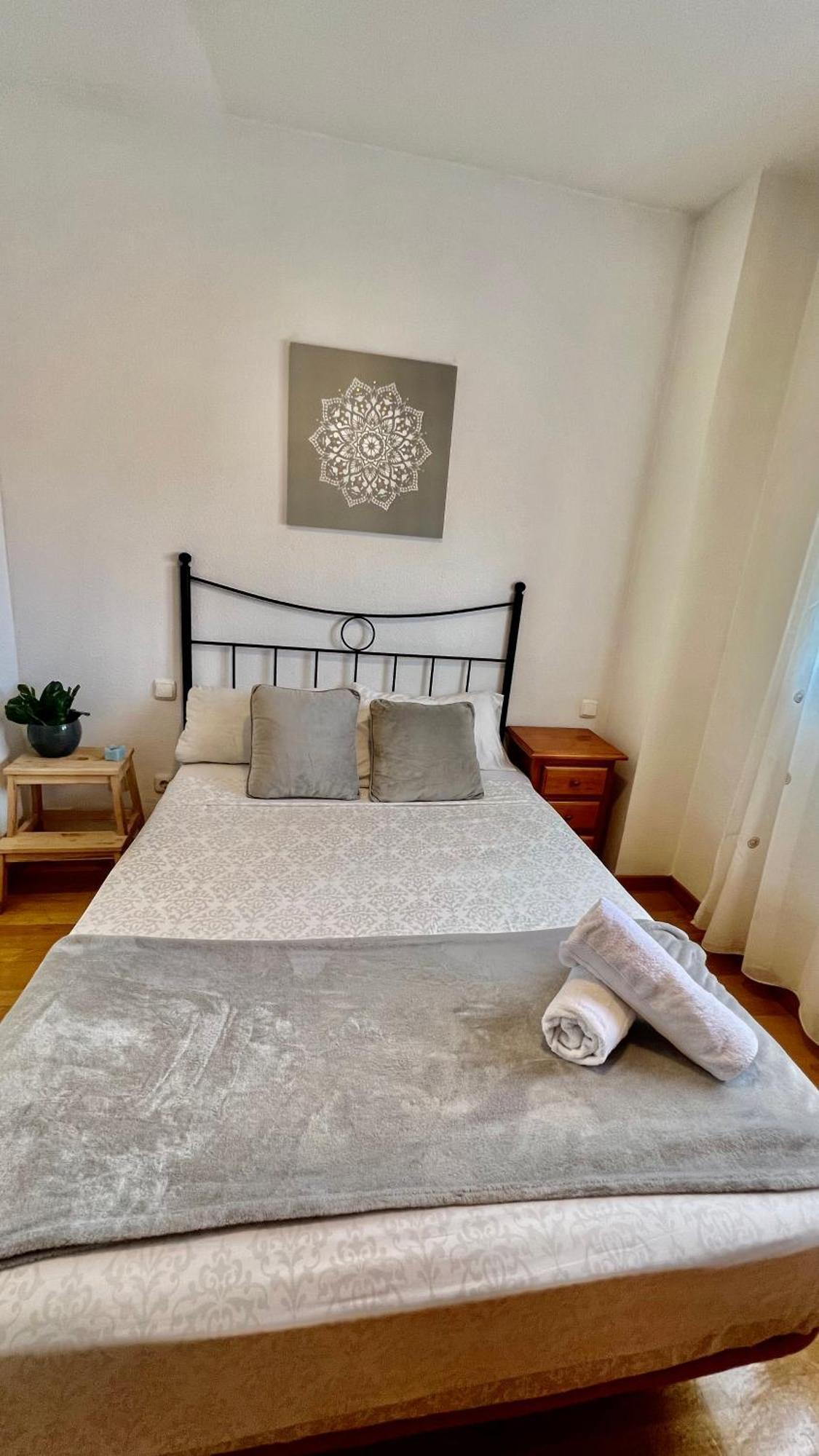 Apartamento Deyanira Suite, Aeropuerto, Ifema Madri