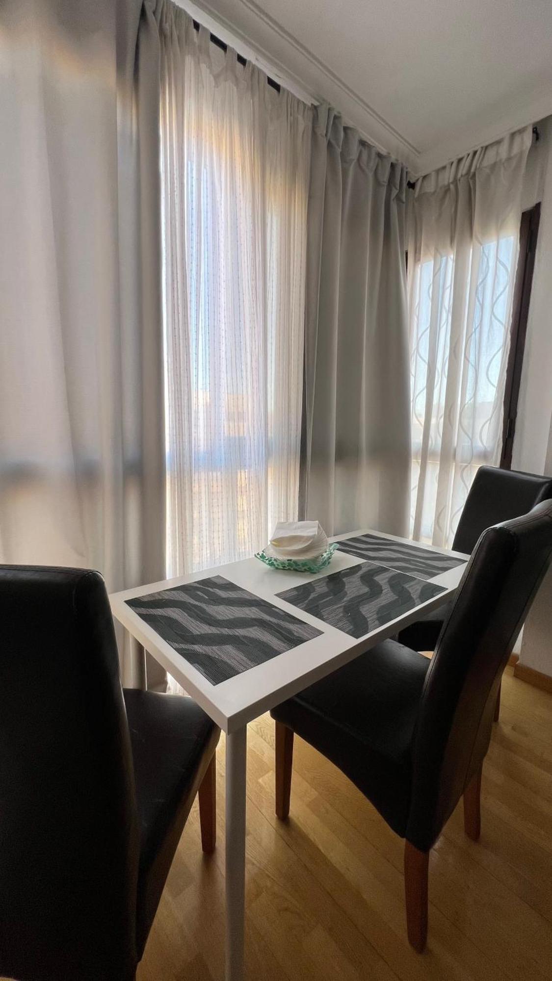 Apartamento Deyanira Suite, Aeropuerto, Ifema *
