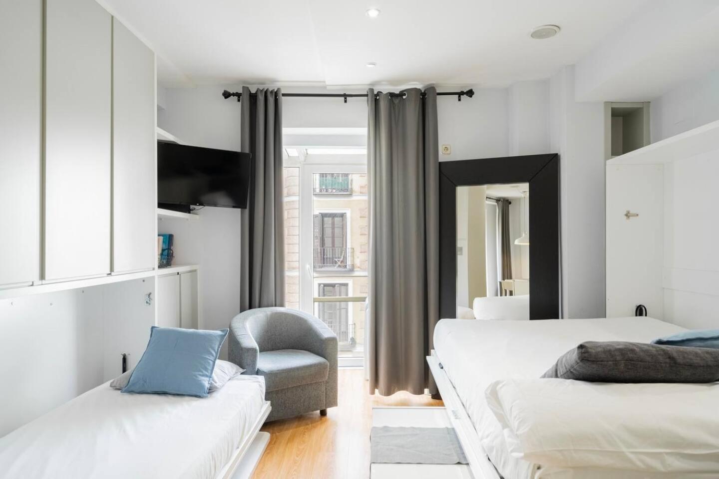 Con Balcon A Calle Mayor Ideal Parejas Apartamento Madri