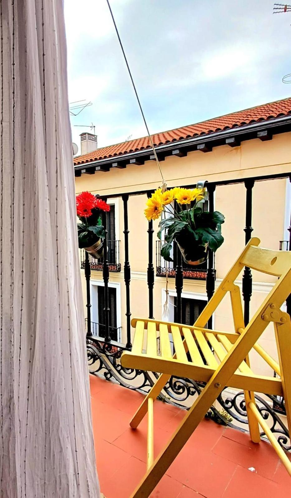 Artistic Hostal *