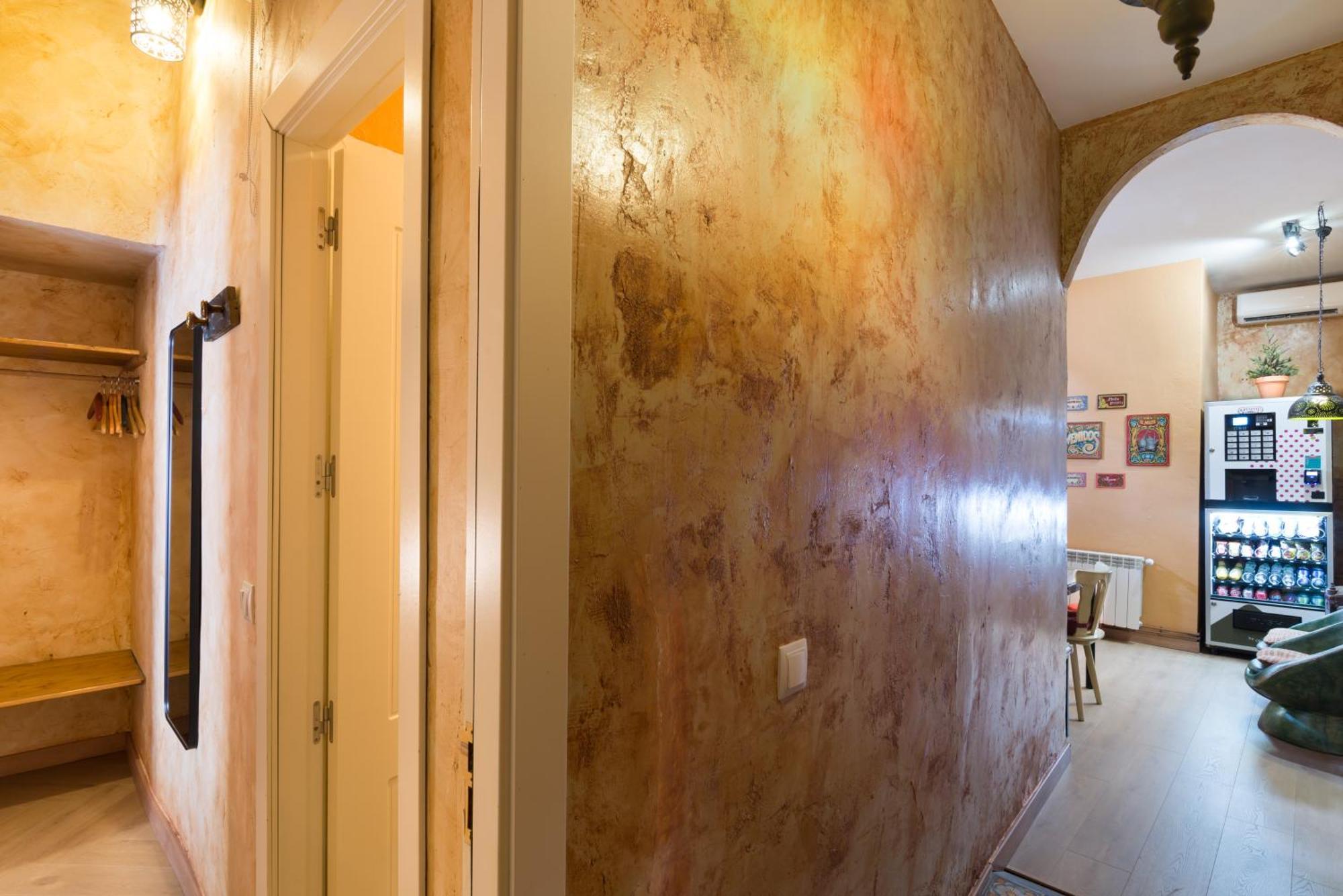 Artistic Hostal *