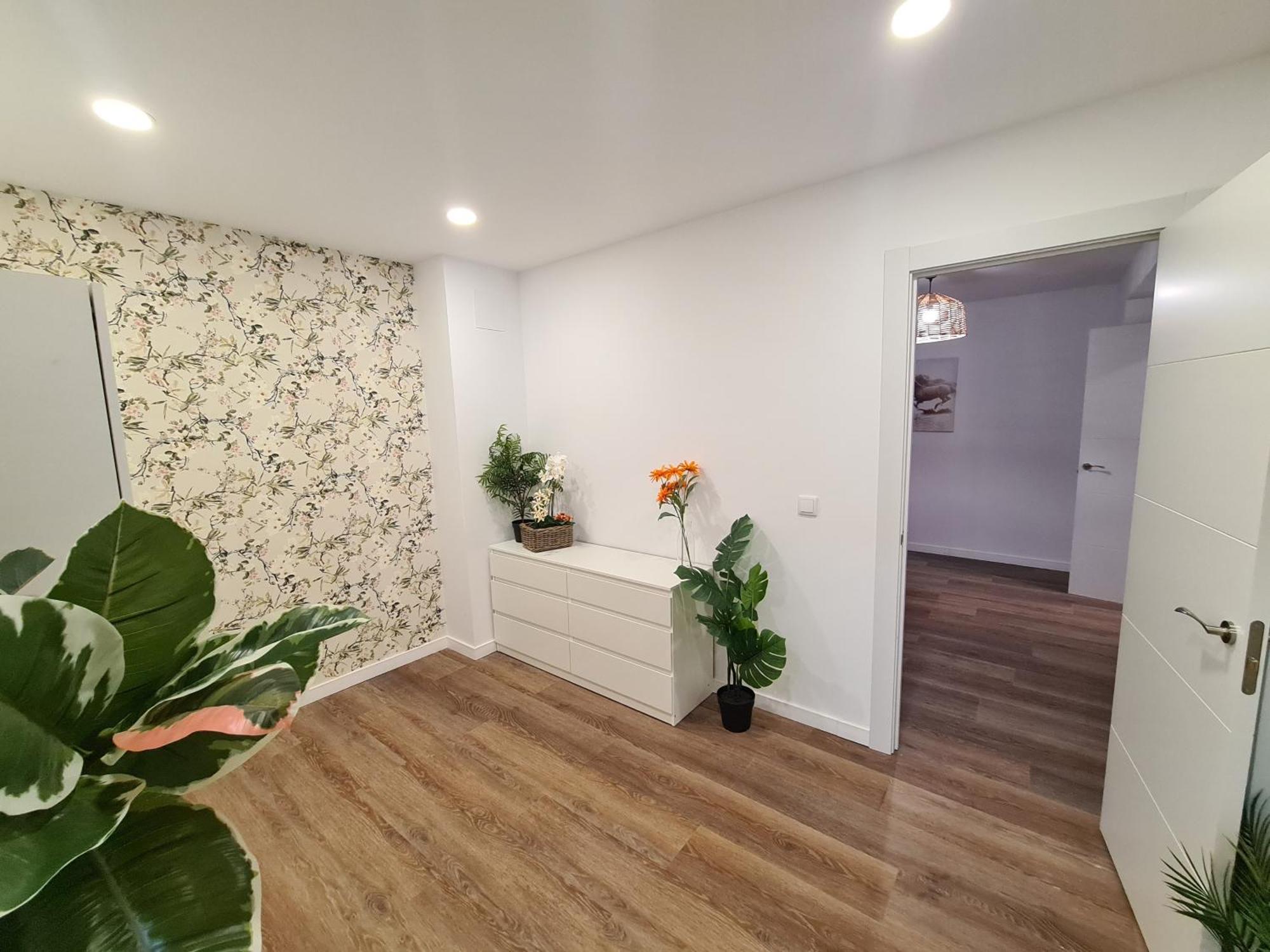 Apartamento 4 5 Banos Puerta De Toledo - Madri
