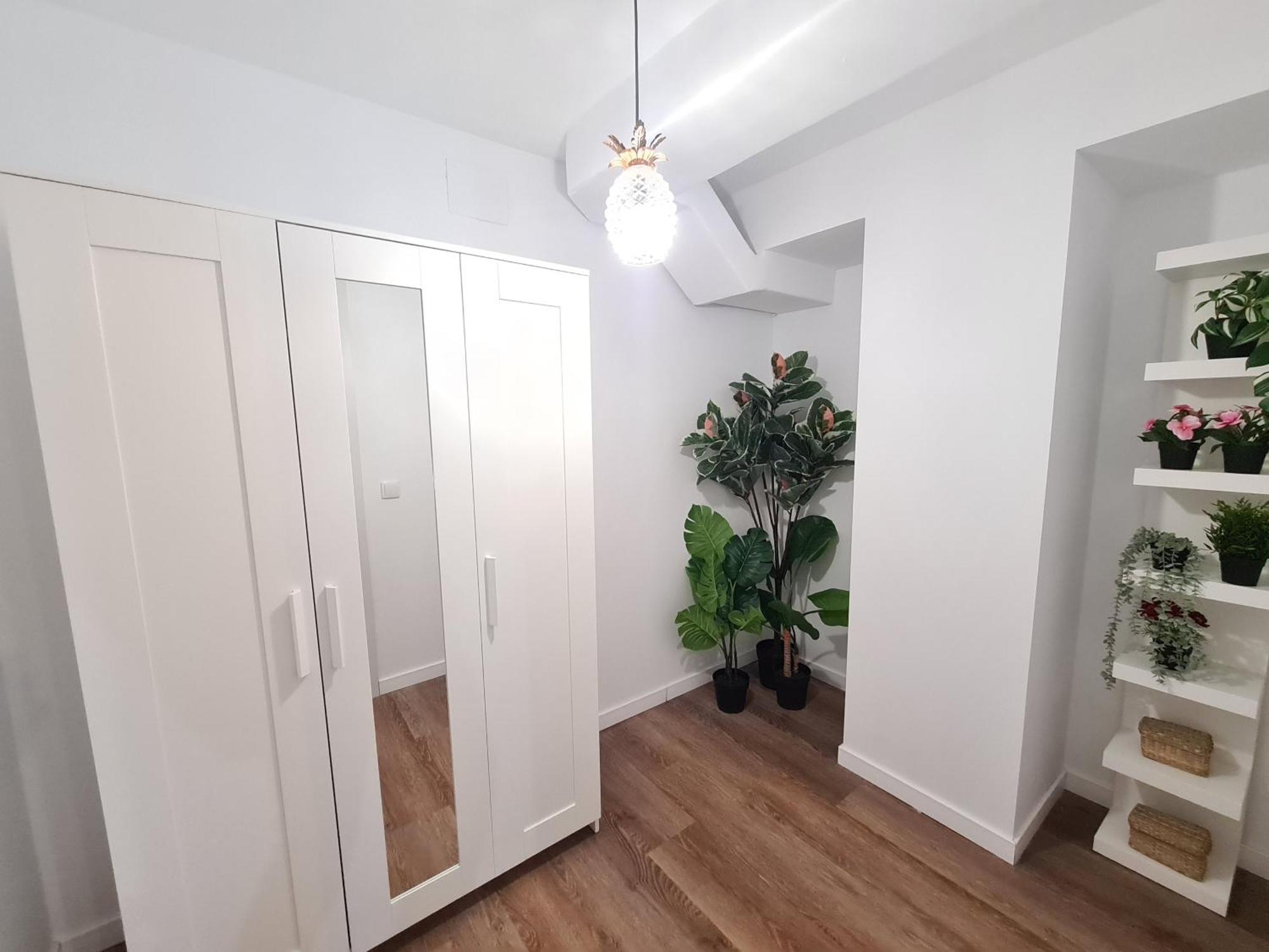 4 5 Banos Puerta De Toledo - Apartamento *