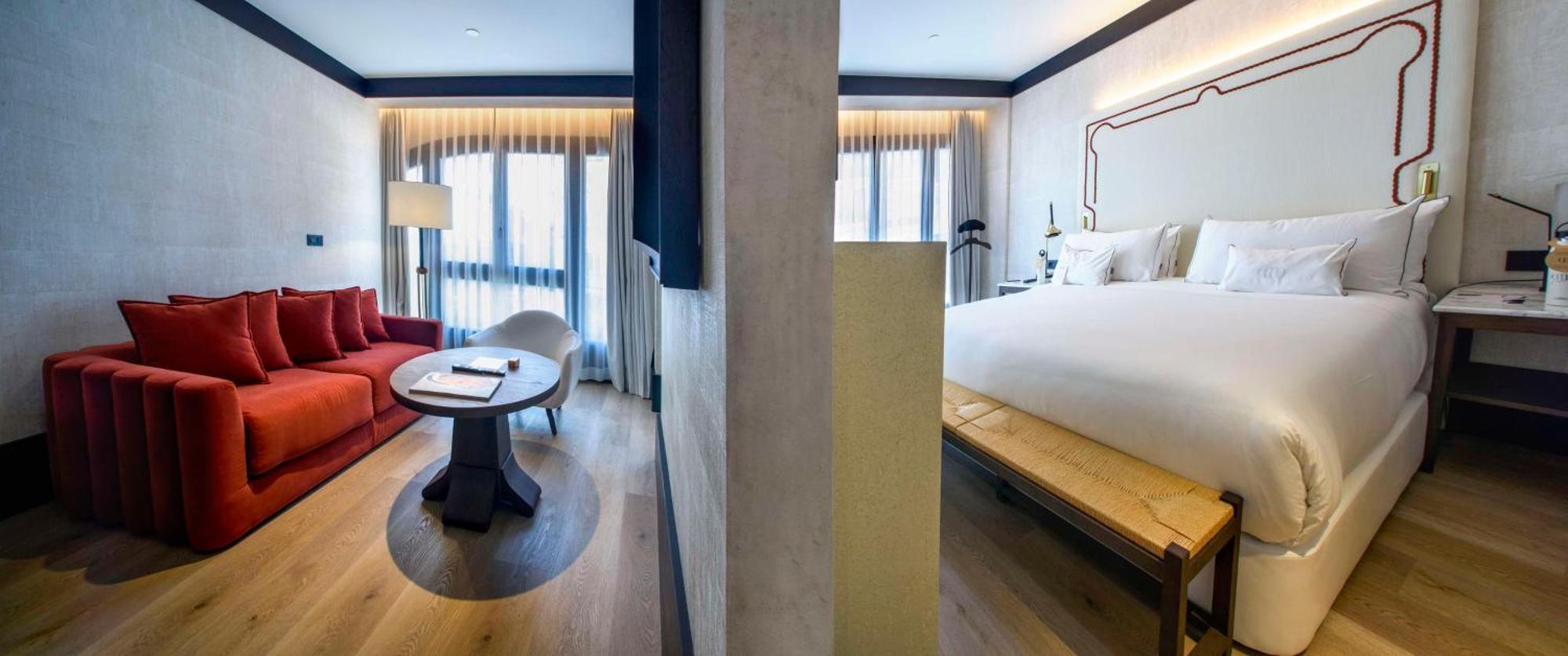 Montera Madrid, Curio Collection By Hilton Madri