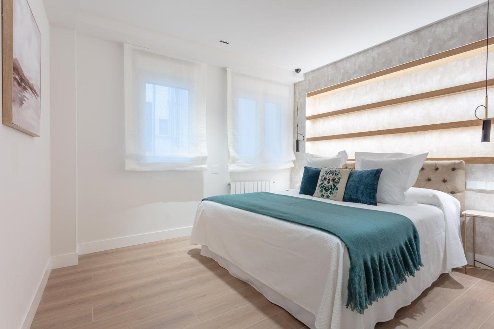 Apartment 8-person Luxury In The Heart Of Prime Location Fuencarral I Madrid