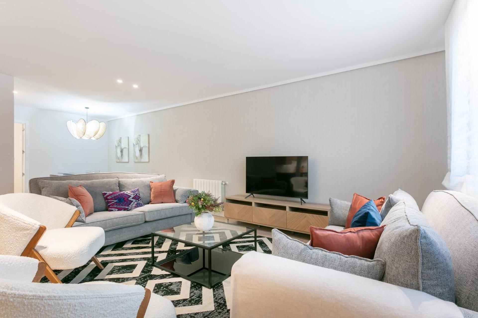 8-person Luxury In The Heart Of Prime Location Fuencarral I Apartment Madrid