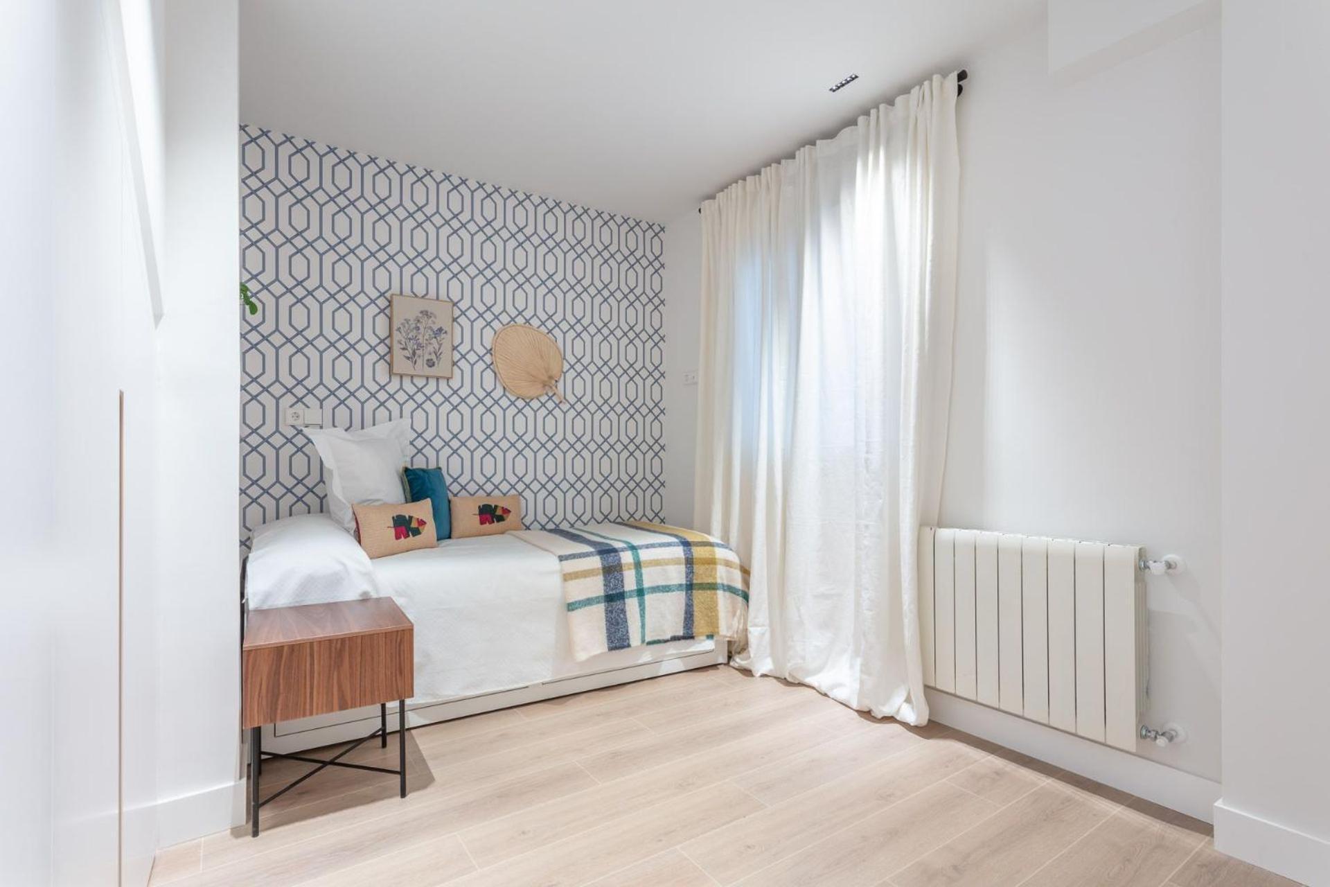 8-person Luxury In The Heart Of Prime Location Fuencarral I *