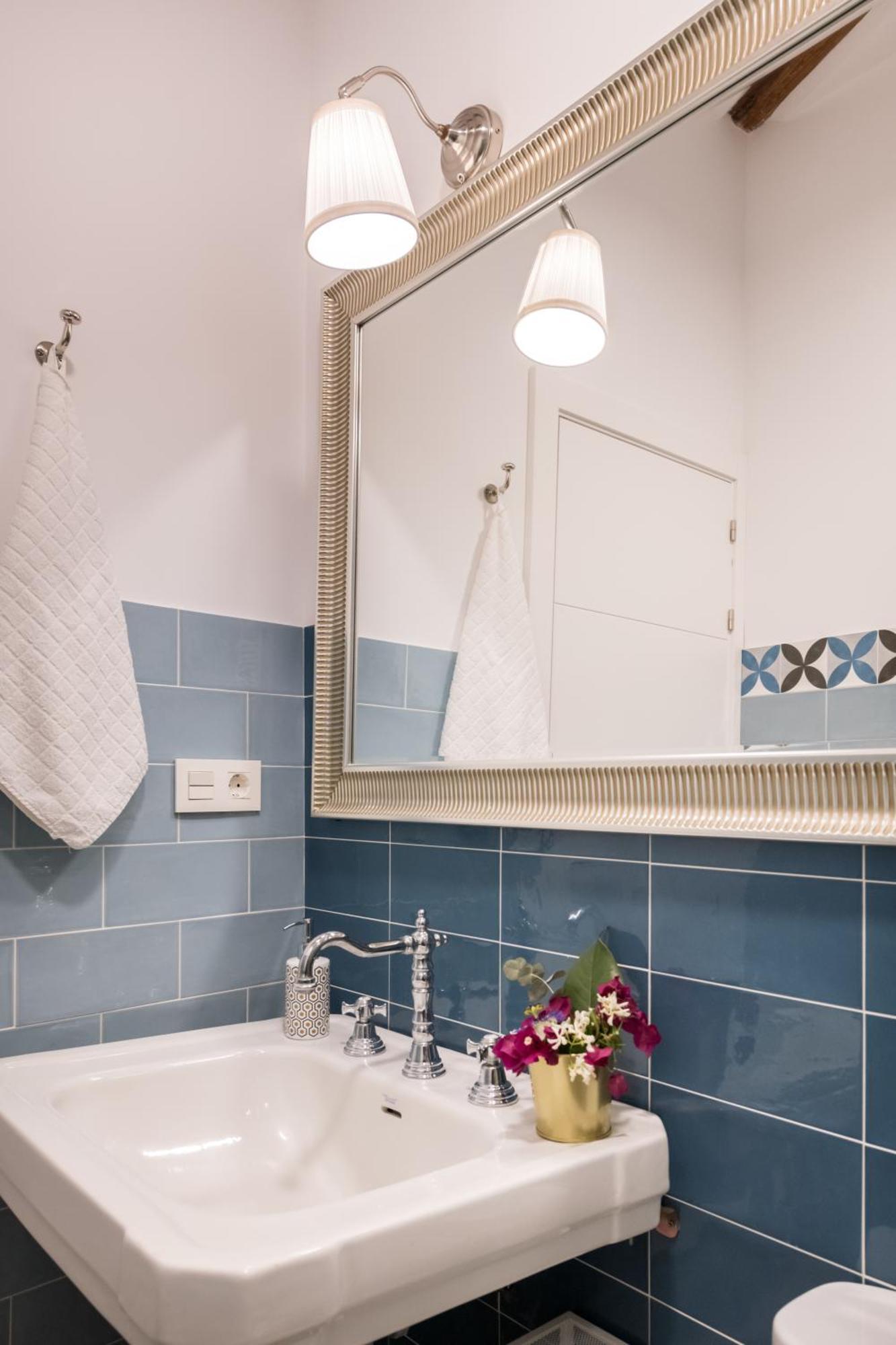 Apartment Prado Santa Ana 2bd/2ba