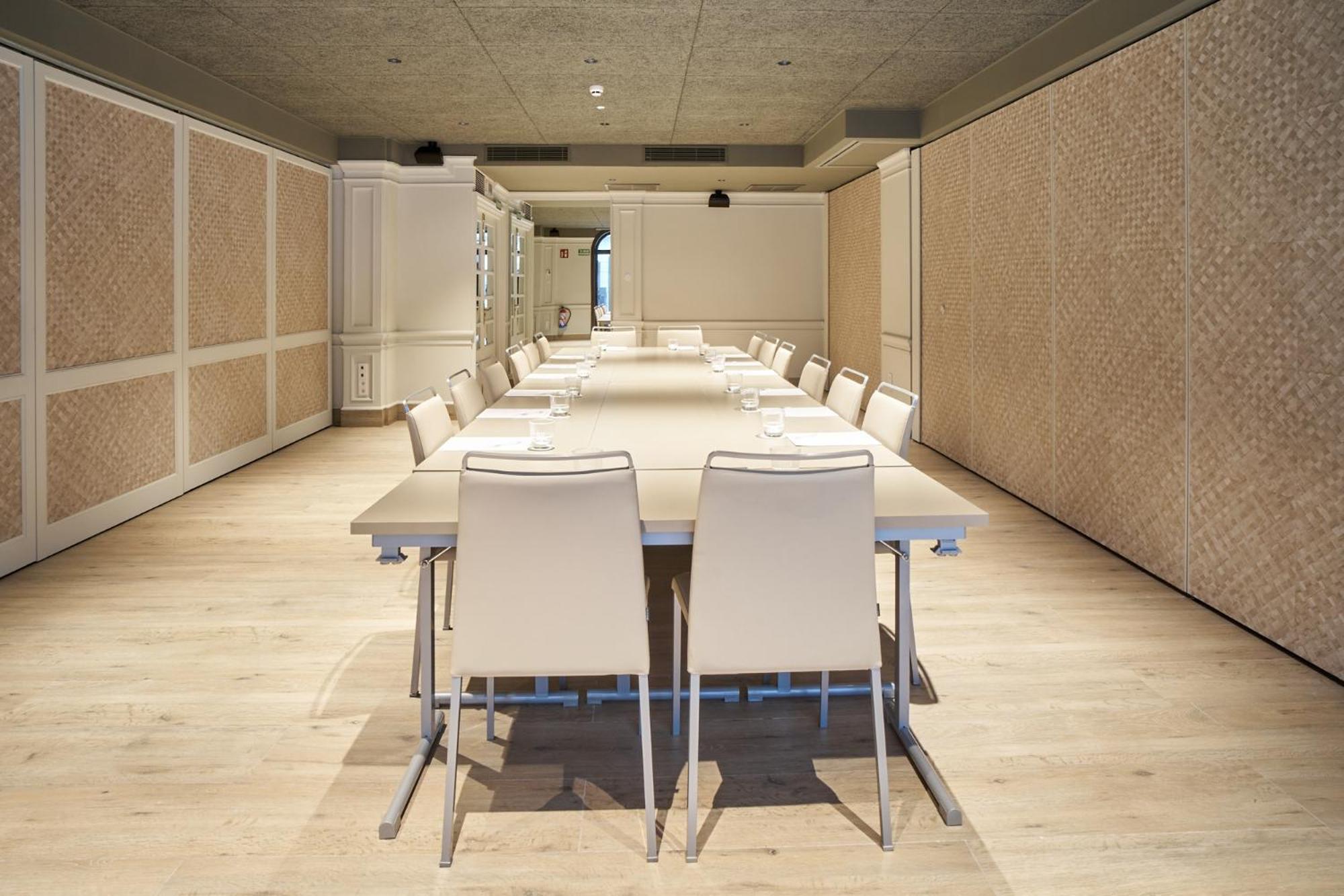 Hotel Vp Madrono 3*
