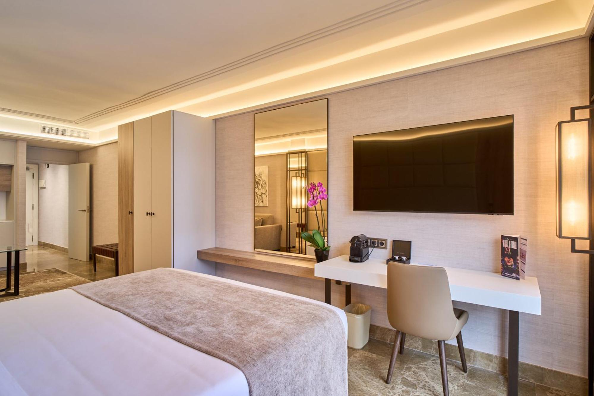 Vp Madrono Hotel