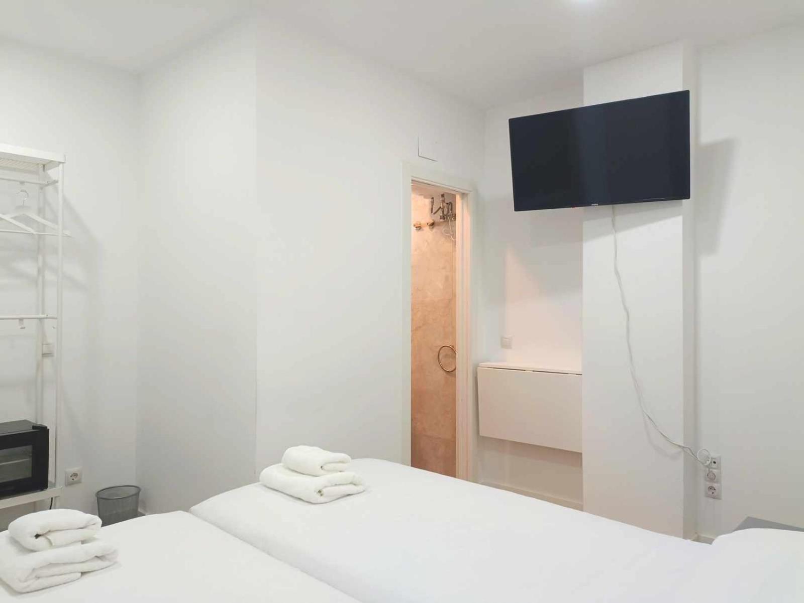 Guest house Casa De Huespedes 12 Octubre