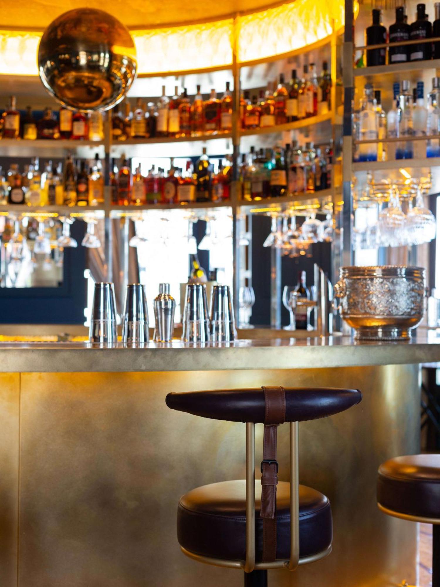 Montera Madrid, Curio Collection By Hilton Madri