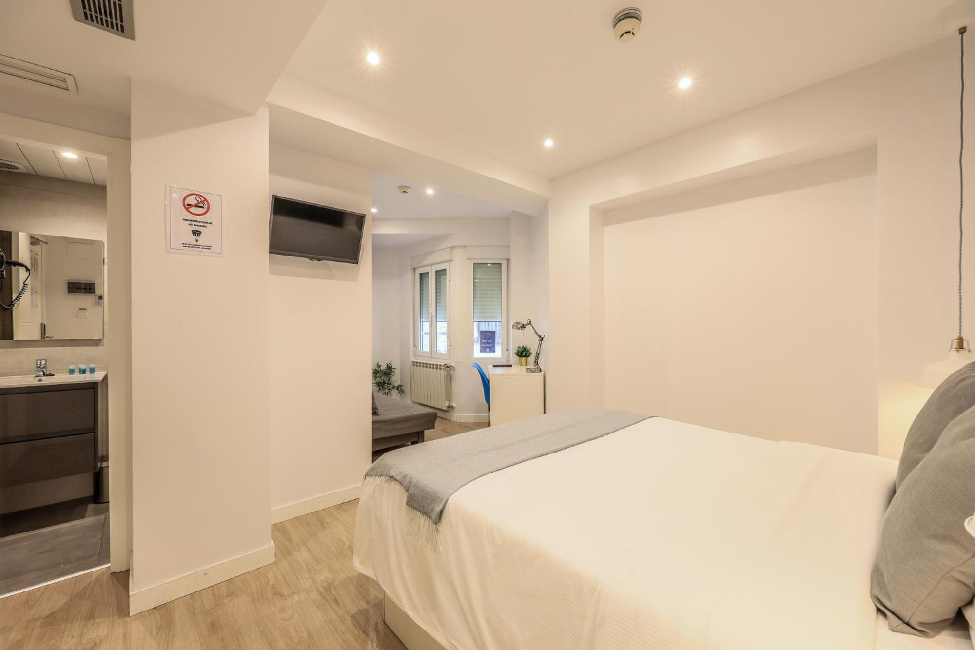 Apartment Amazinn Places Blasco De Garay 113 Madrid