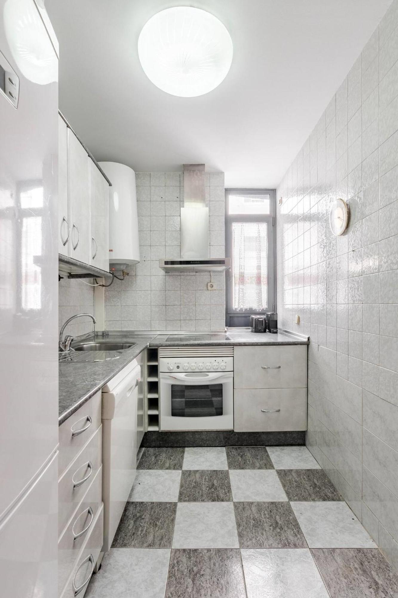 Ave En Centro Atocha Apartment
