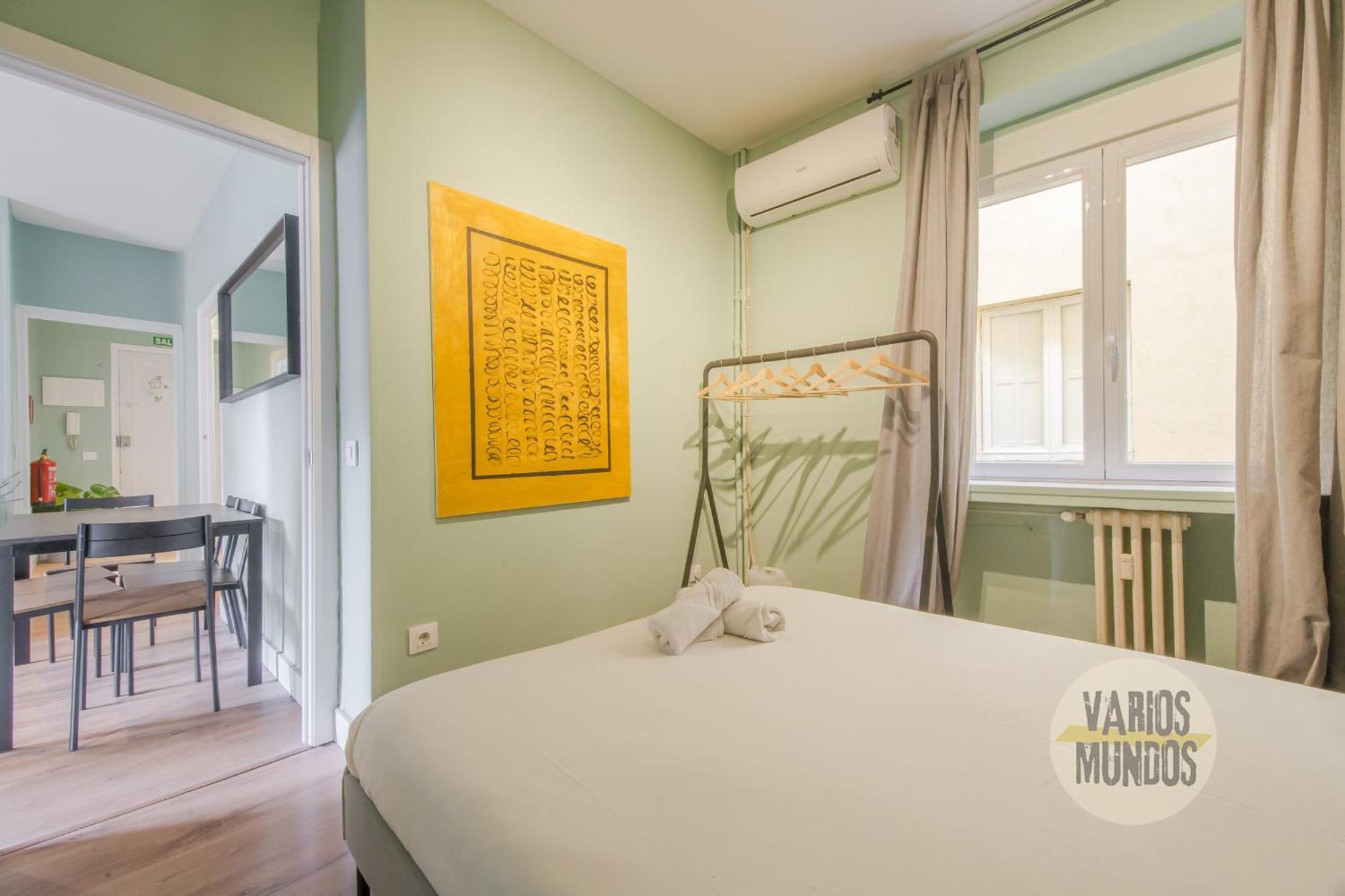Classic 7pax En La Latina-centro De * Madri