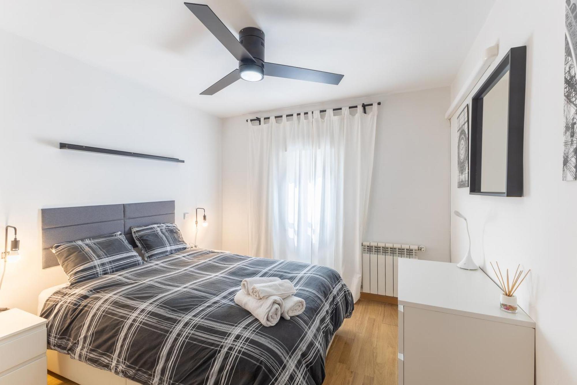 Moratalaz Apartment