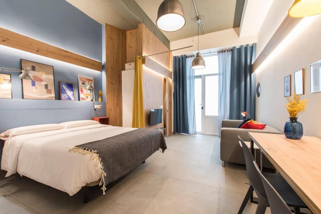 Apartment Urban Chic At Great Location In *