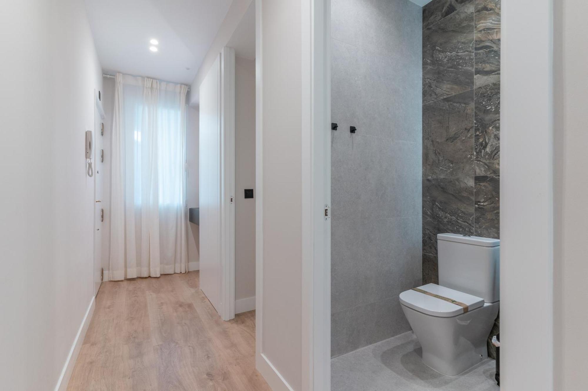 Luxurious Apartment-2bedrooms 3bathrooms-salamanca Apartment *