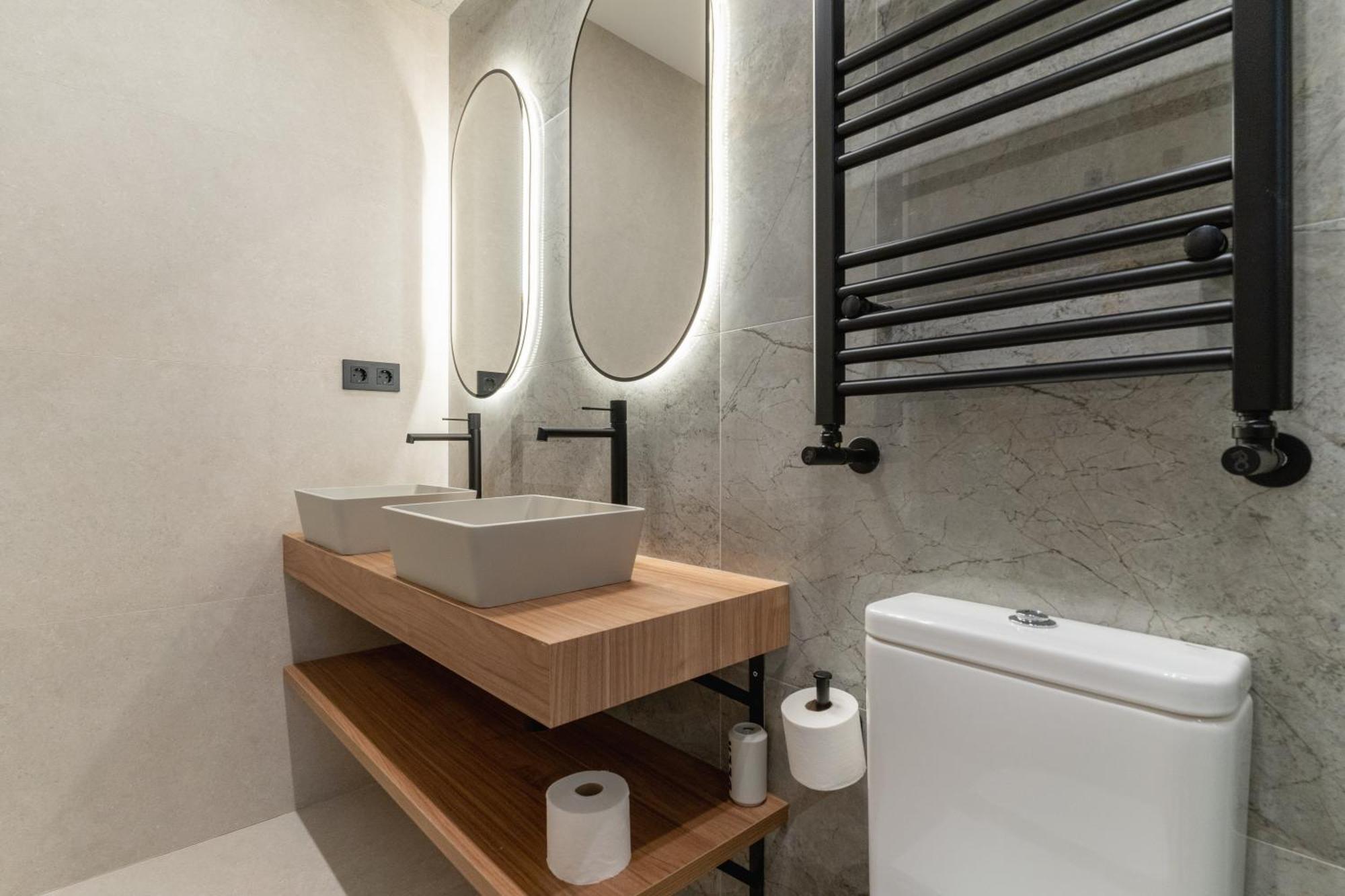 Luxurious Apartment-2bedrooms 3bathrooms-salamanca Apartment *