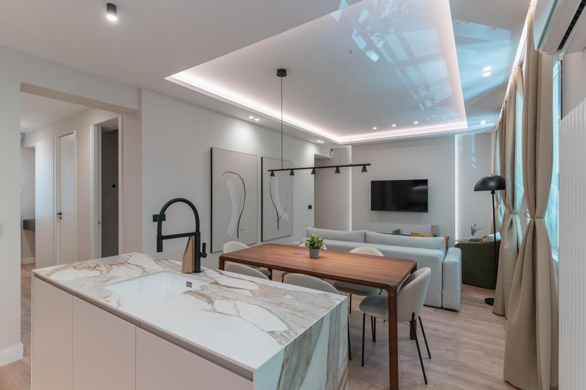 Apartment Luxurious Apartment-2bedrooms 3bathrooms-salamanca *