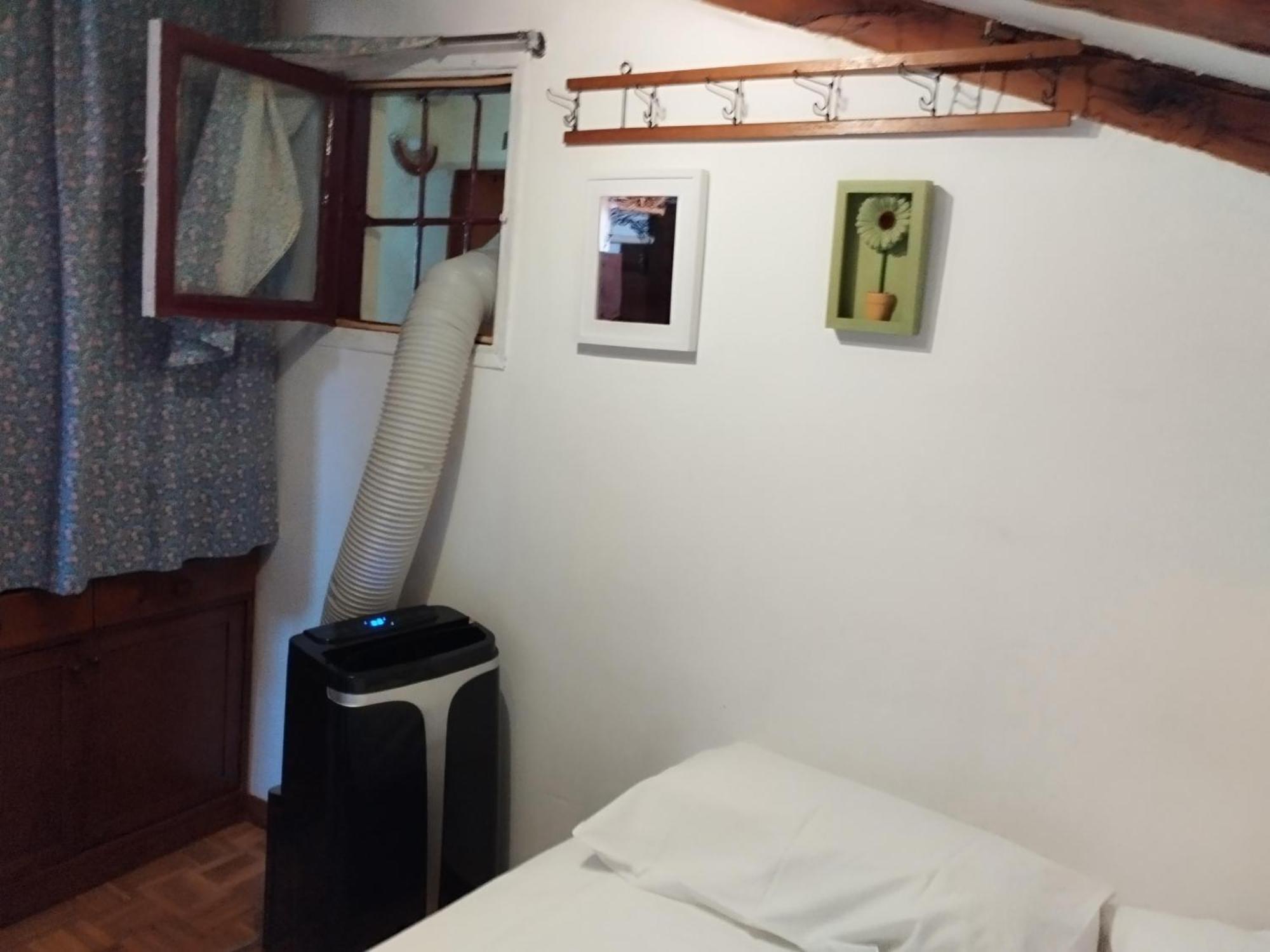 Apartamento Santa Ana, Buhardilla En La Latina Dos Madrid