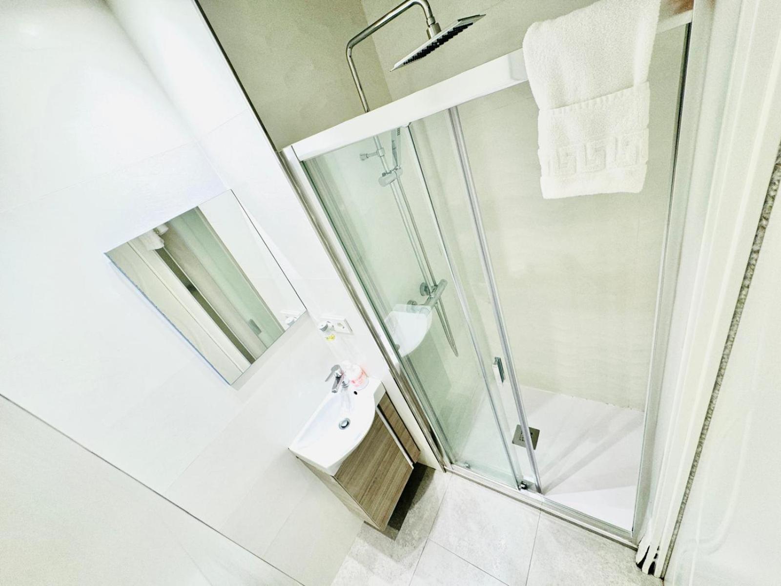 Oshun Venice Salamanca II Feel & Season Apartment
