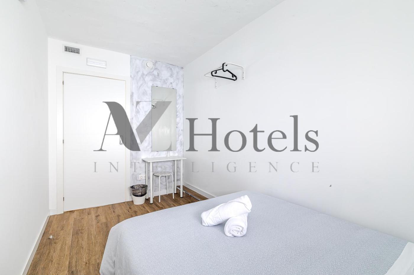Hotel Ayz Princesa-auto Check-in Madrid
