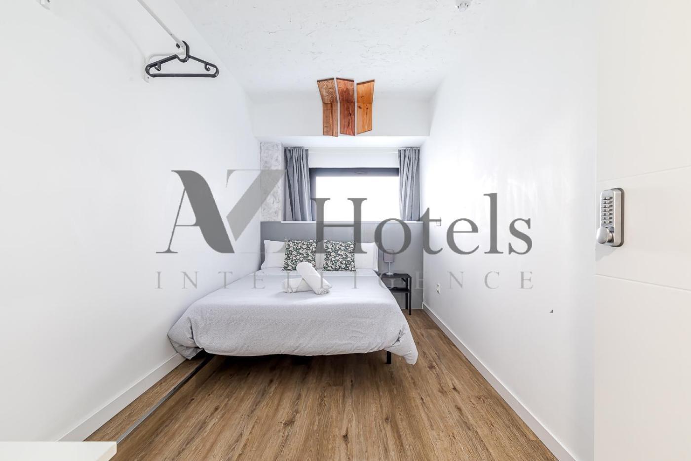 Ayz Princesa-auto Check-in * Madrid