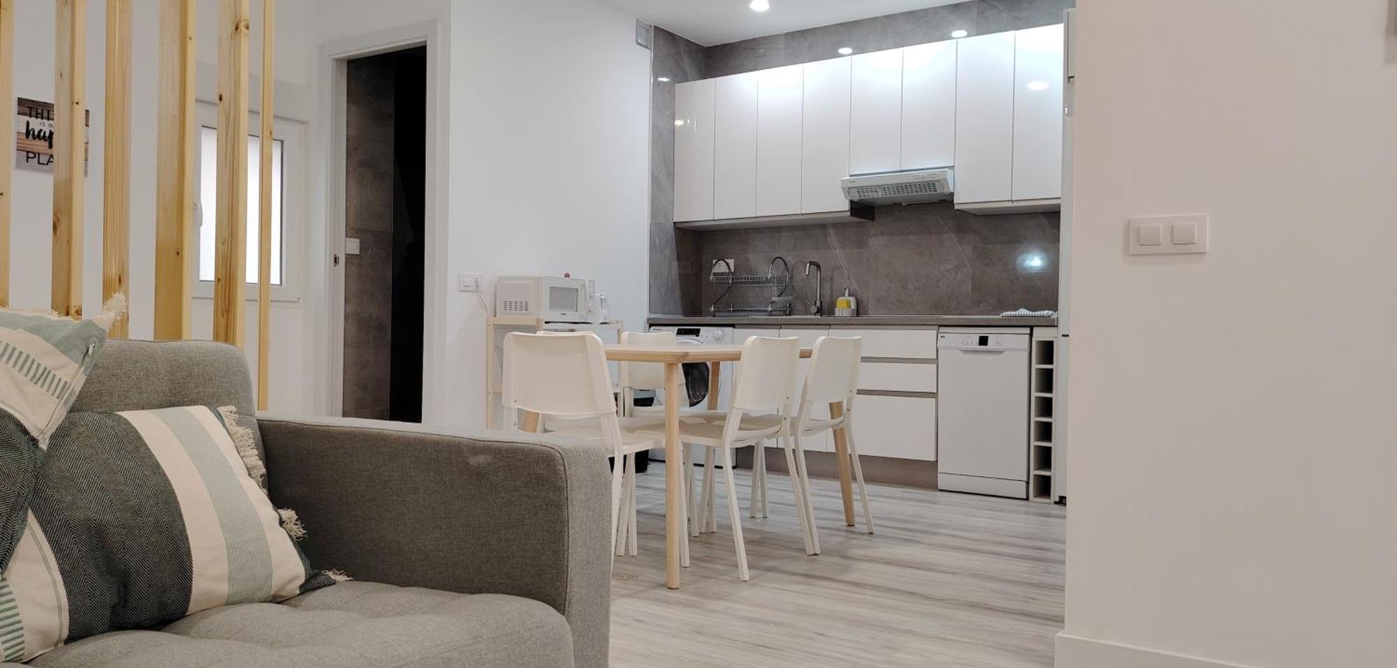 Luxury Two Bedrooms Downtown Madrid