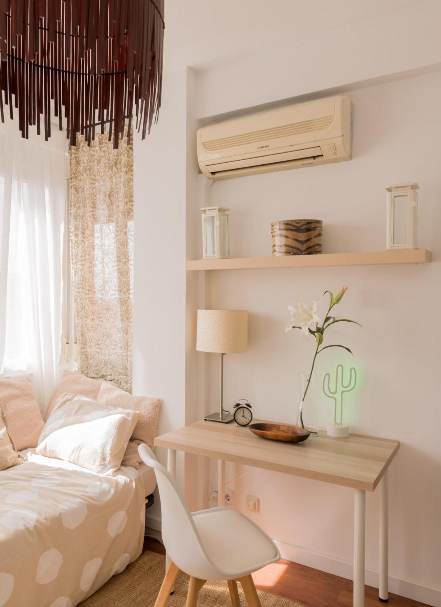 Privatunterkunft Sunny And Cozy With Ensuite Bathroom *