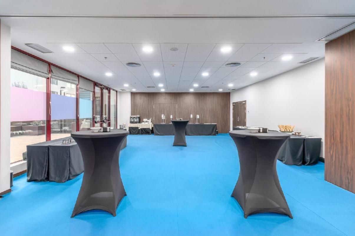 Exe Convention Plaza 4*