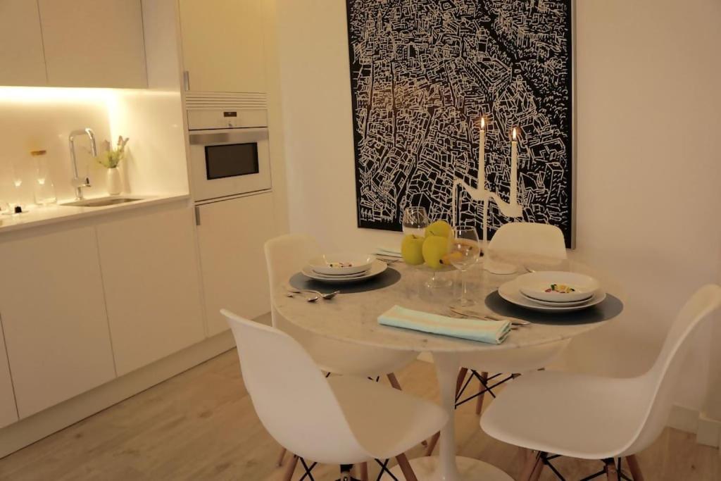 Apartment Location Location Location F42