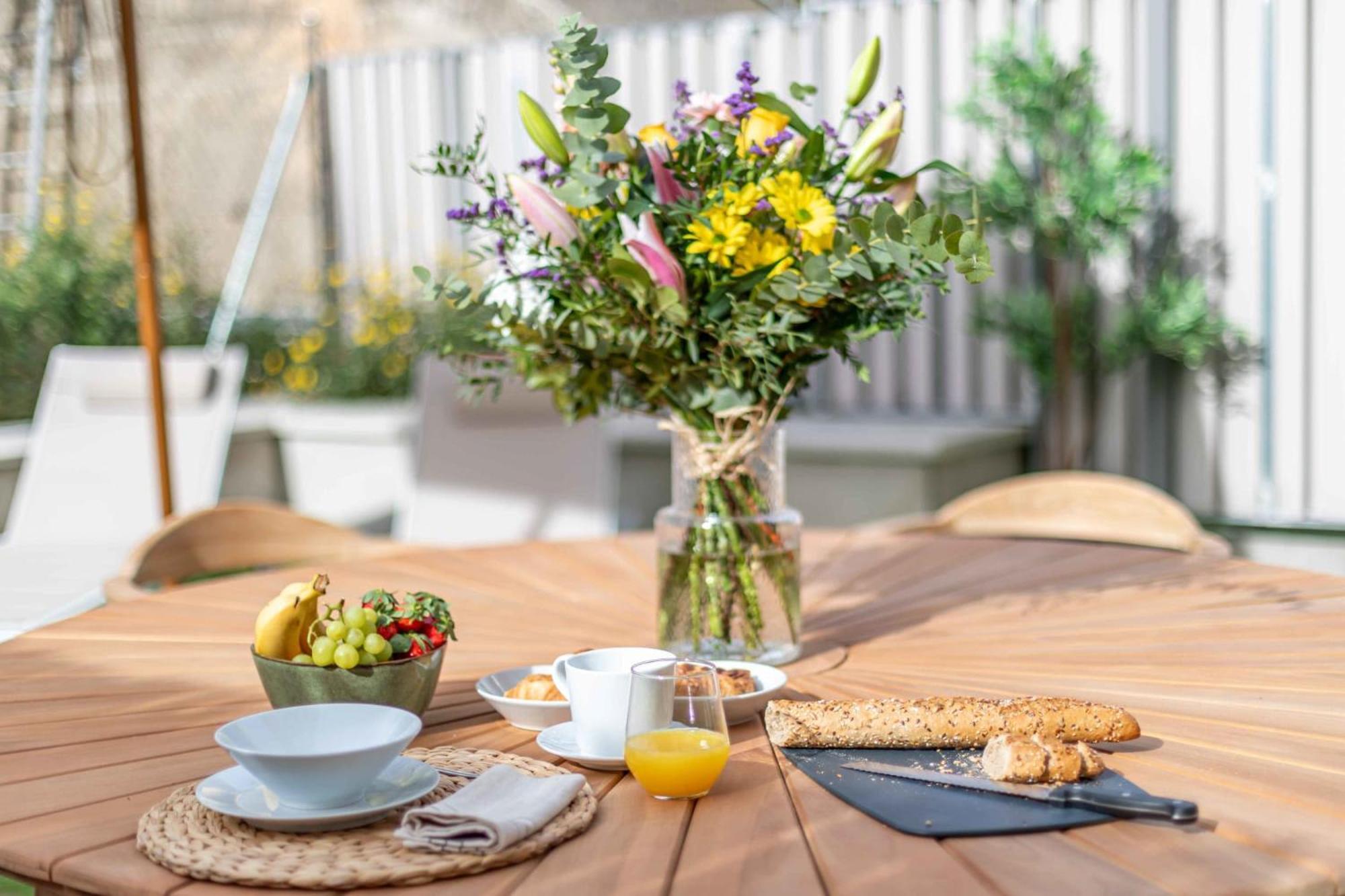 Avenida De San Luis 25, Design And Comfort In The True Style Of Madrid, Book Your Getaway Now! Apartment Madrid