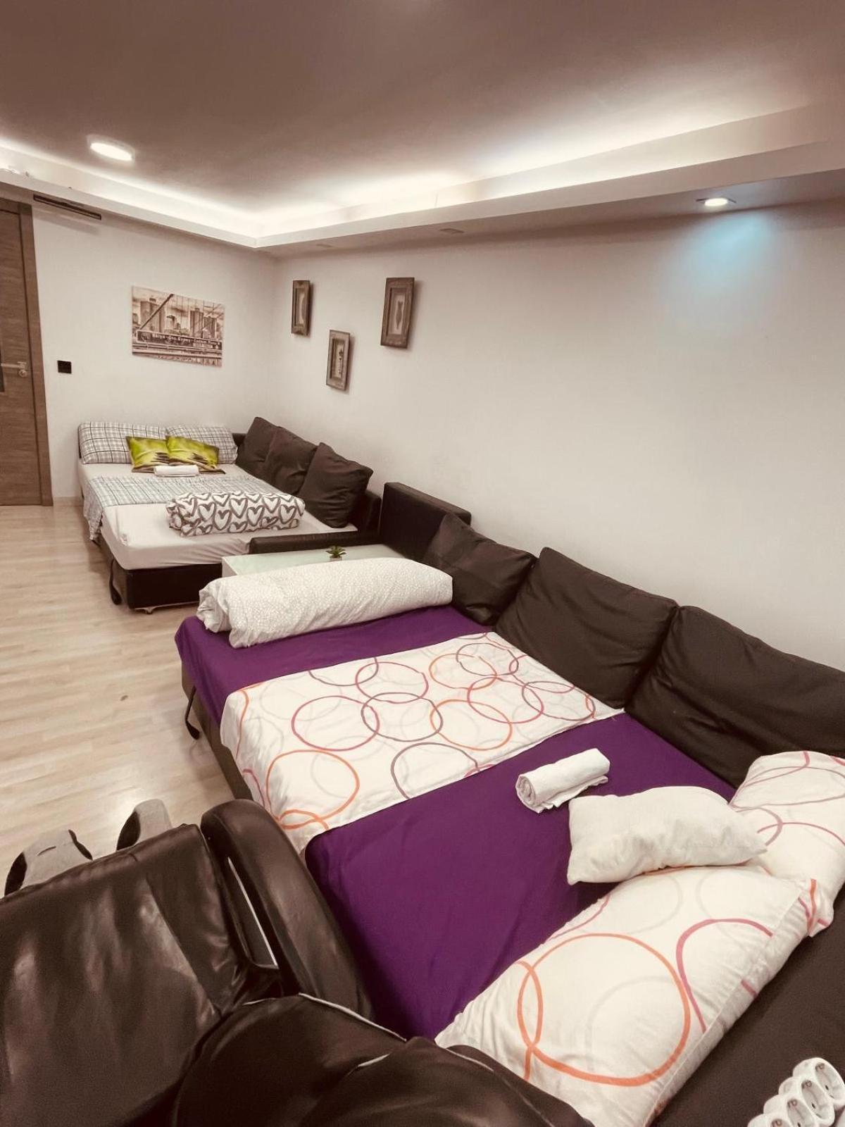 Privadas Calle Riojanos Lejlighed *