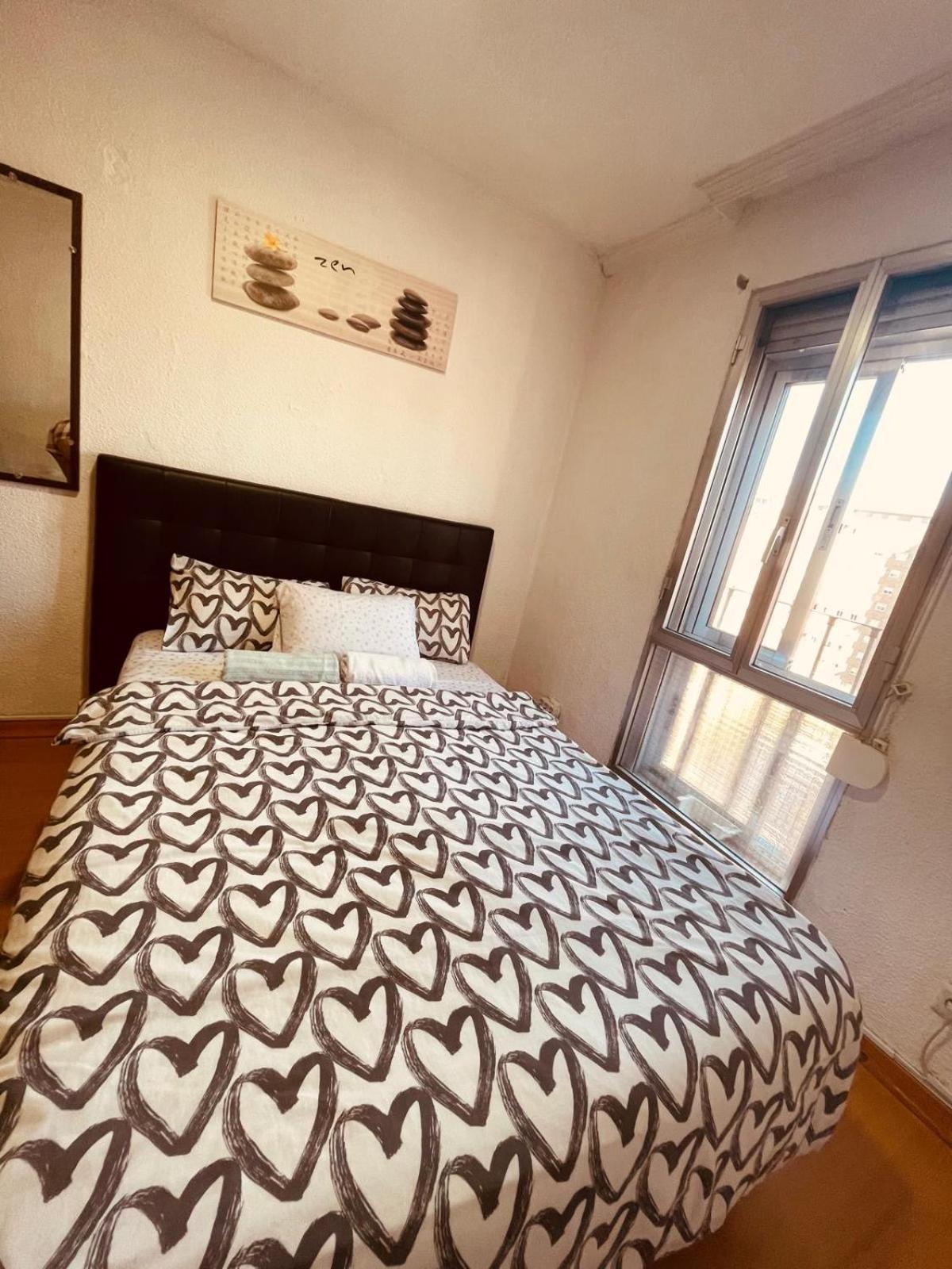 Privadas Calle Riojanos Lejlighed *