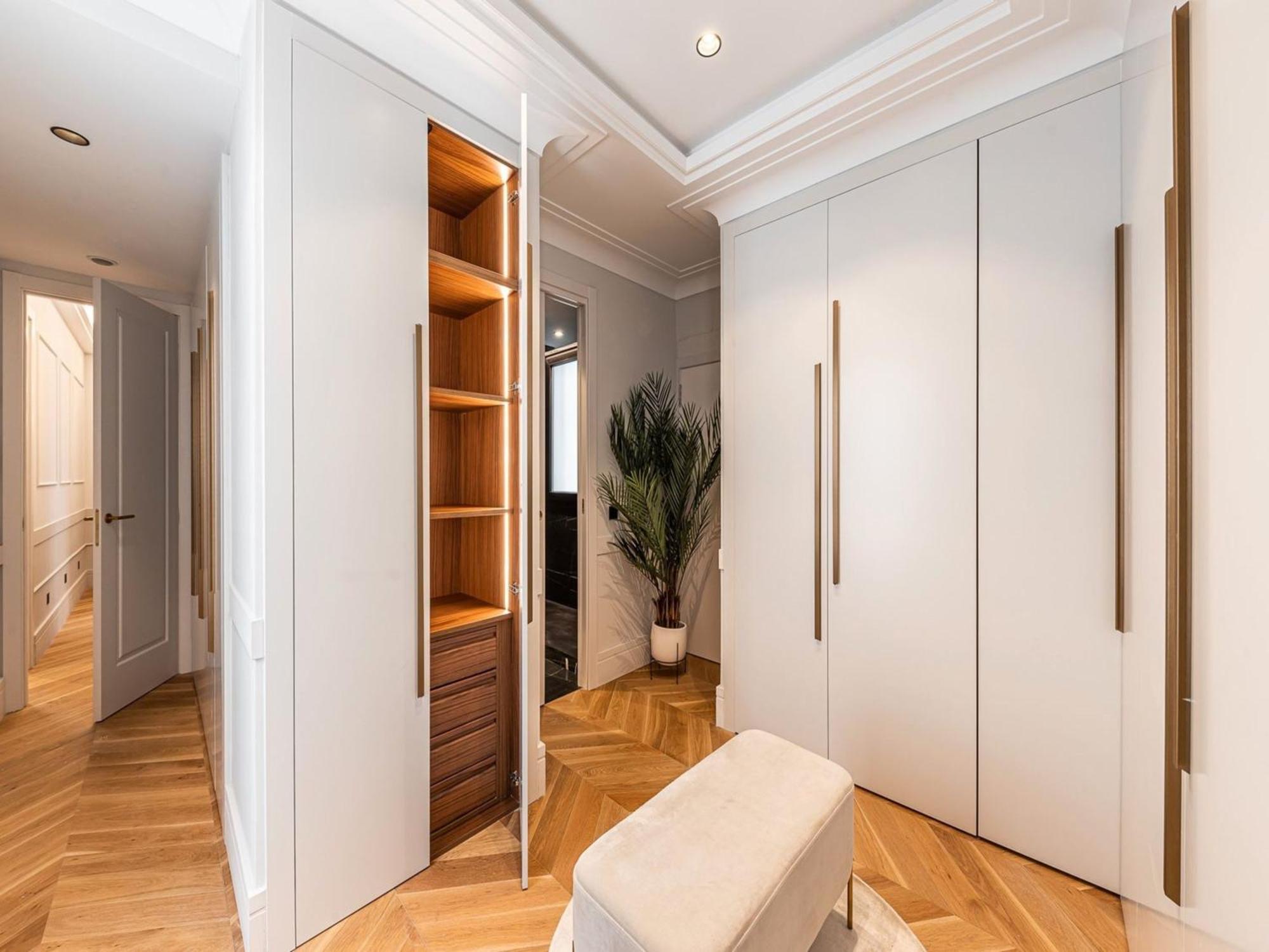 Royal Crest Deluxe Ferienhaus Madrid