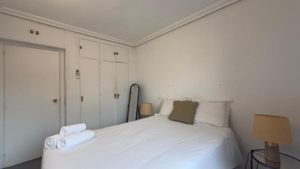 Apartment Centrally Located And Cosy In - Cava Baja *