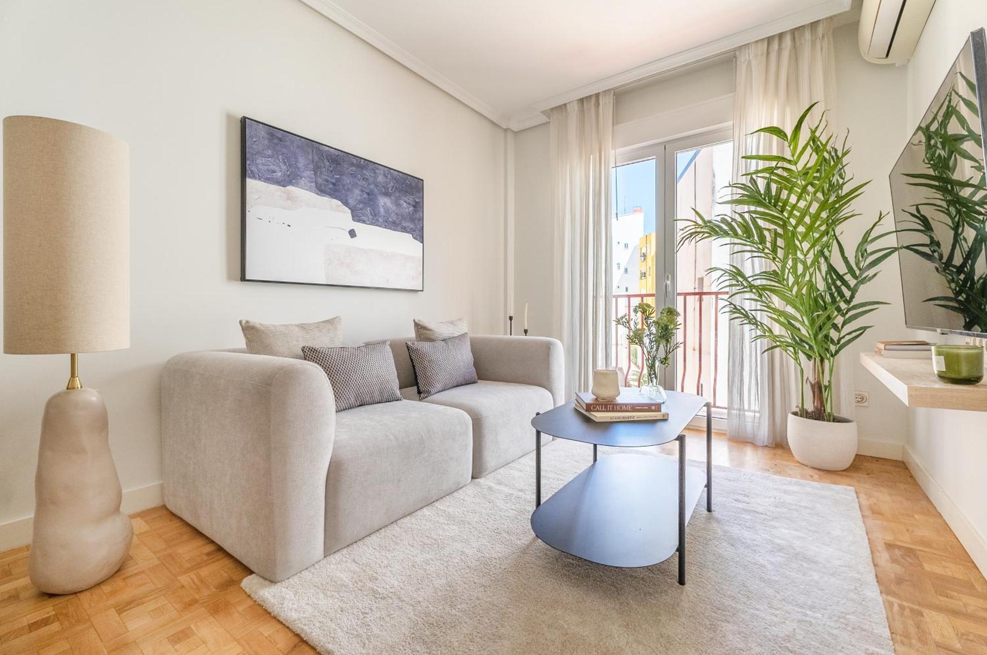 Apartamento Luminoso Y Confortable En El Centro De Madri
