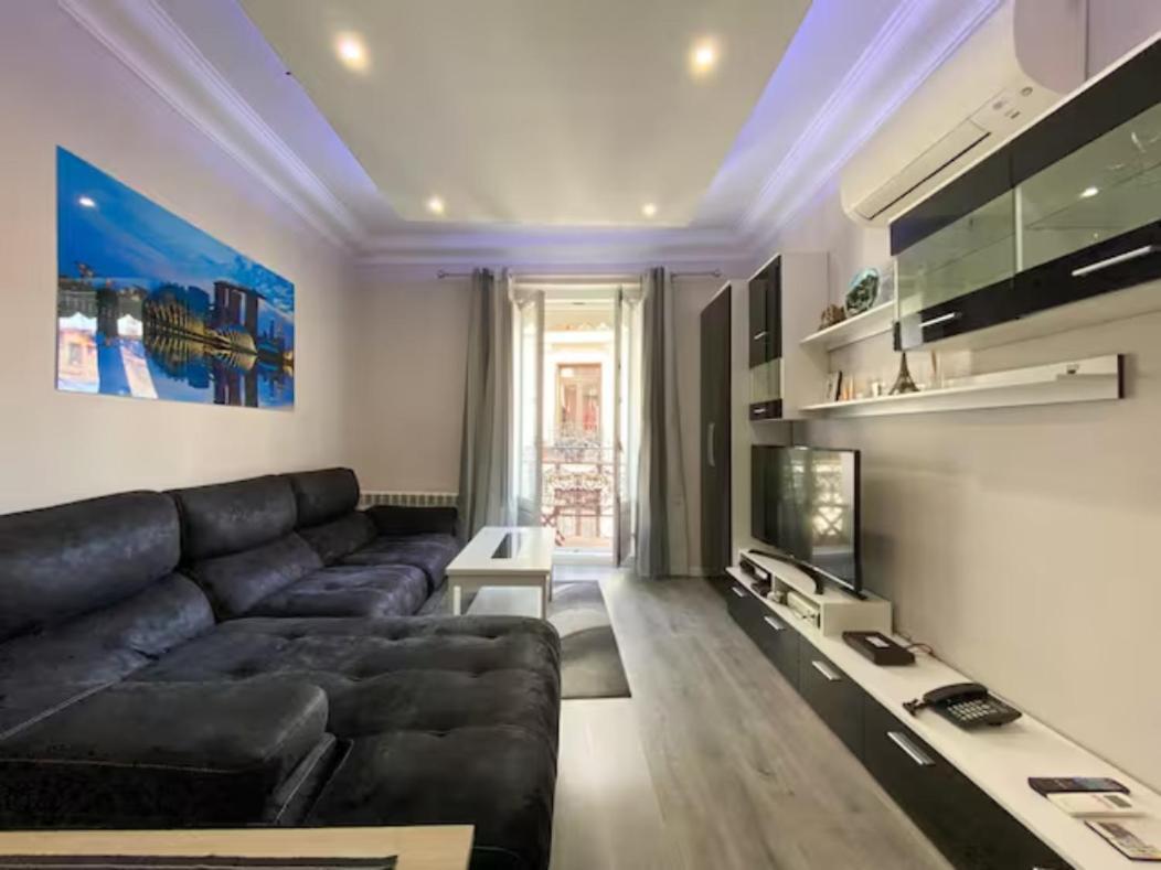 5 Calle álamo Apartamento Madri