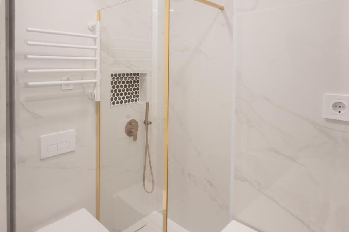 Apartment Spacious Centro Temporal Asb19 Madrid