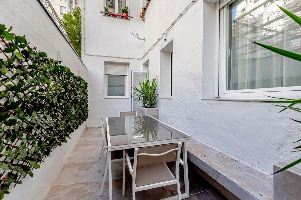 Stylish 5br Flat With Terrace * Madri