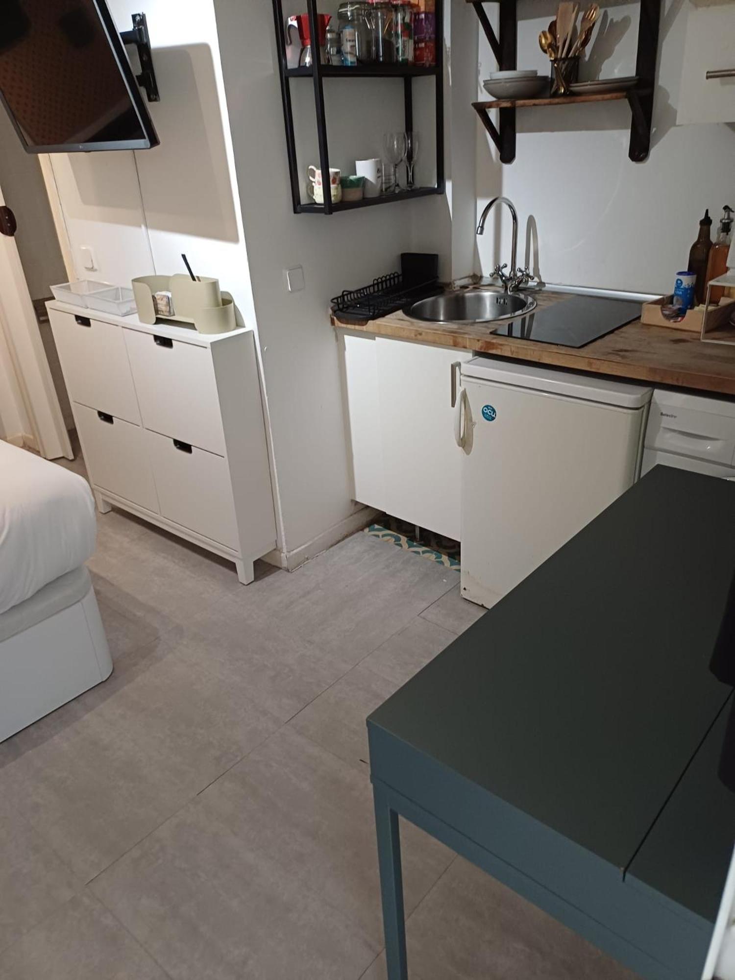 Cosy In The Heart Of Lavapies, - Amparo Apartment Madrid