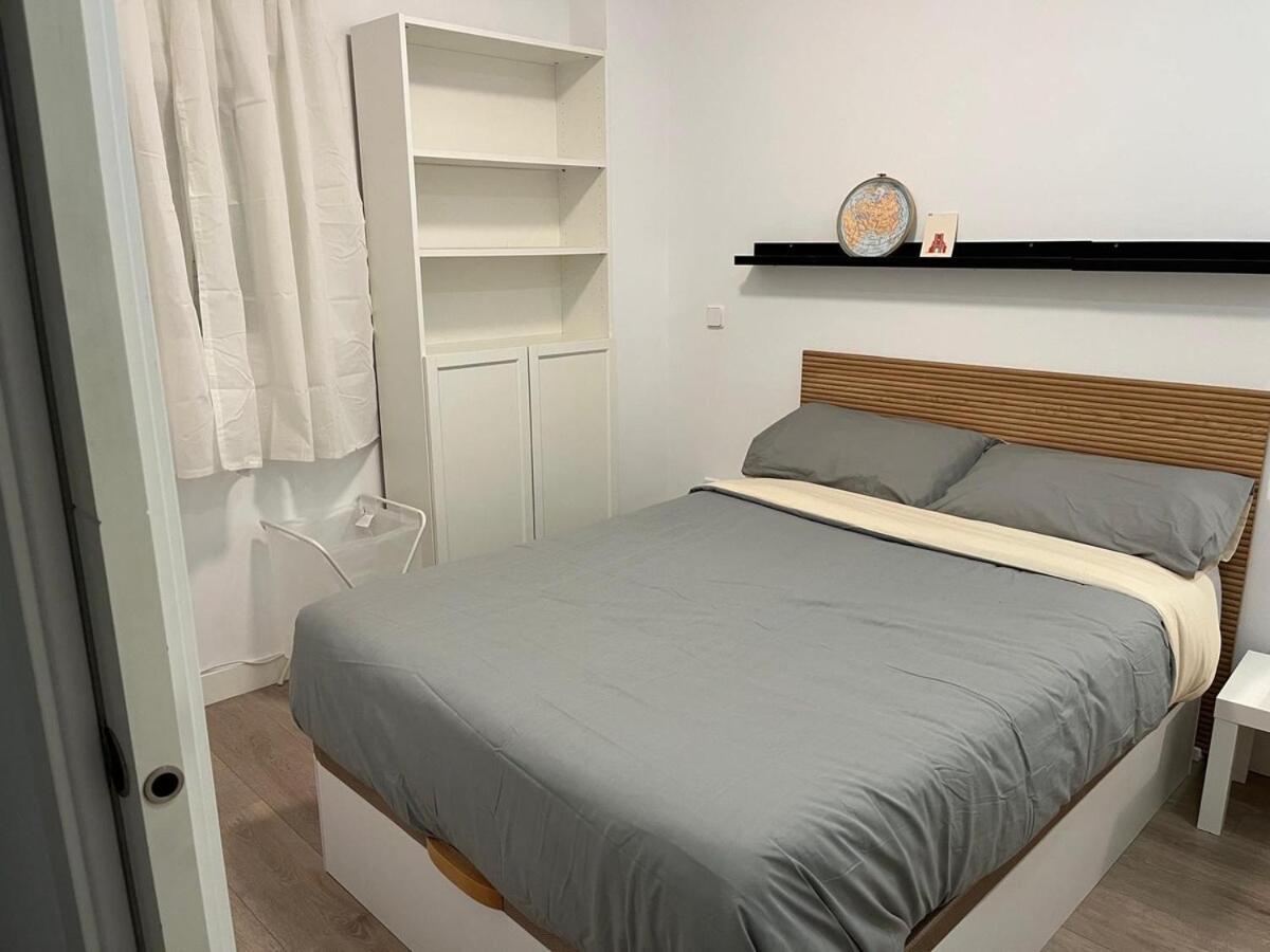 Charming 1 Bedroom In La Latina *