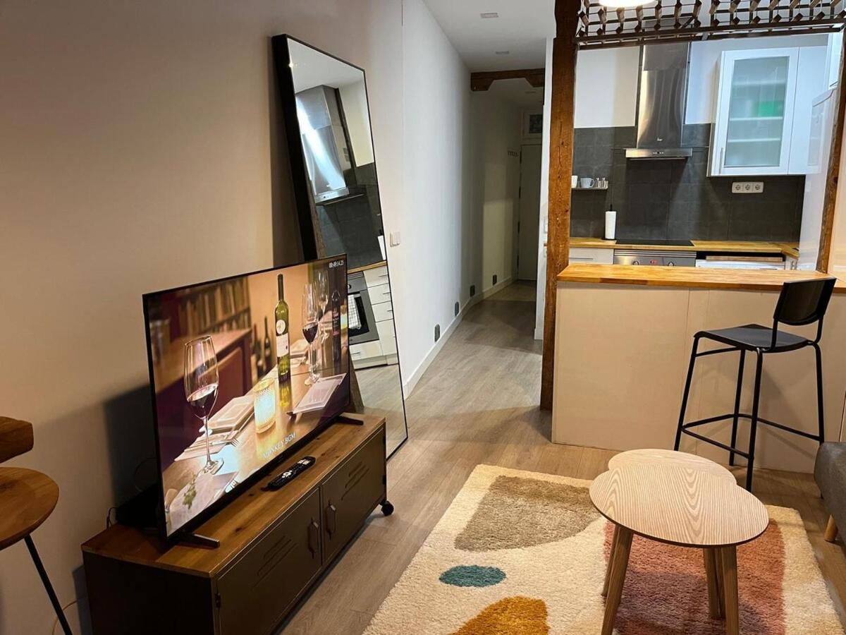 Charming 1 Bedroom In La Latina Apartment *