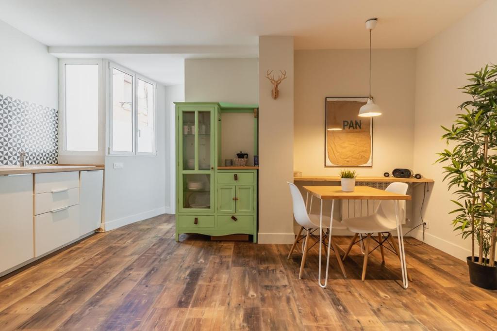 Apartment Modern Stylish -1bd 1bath-lavapies Madrid