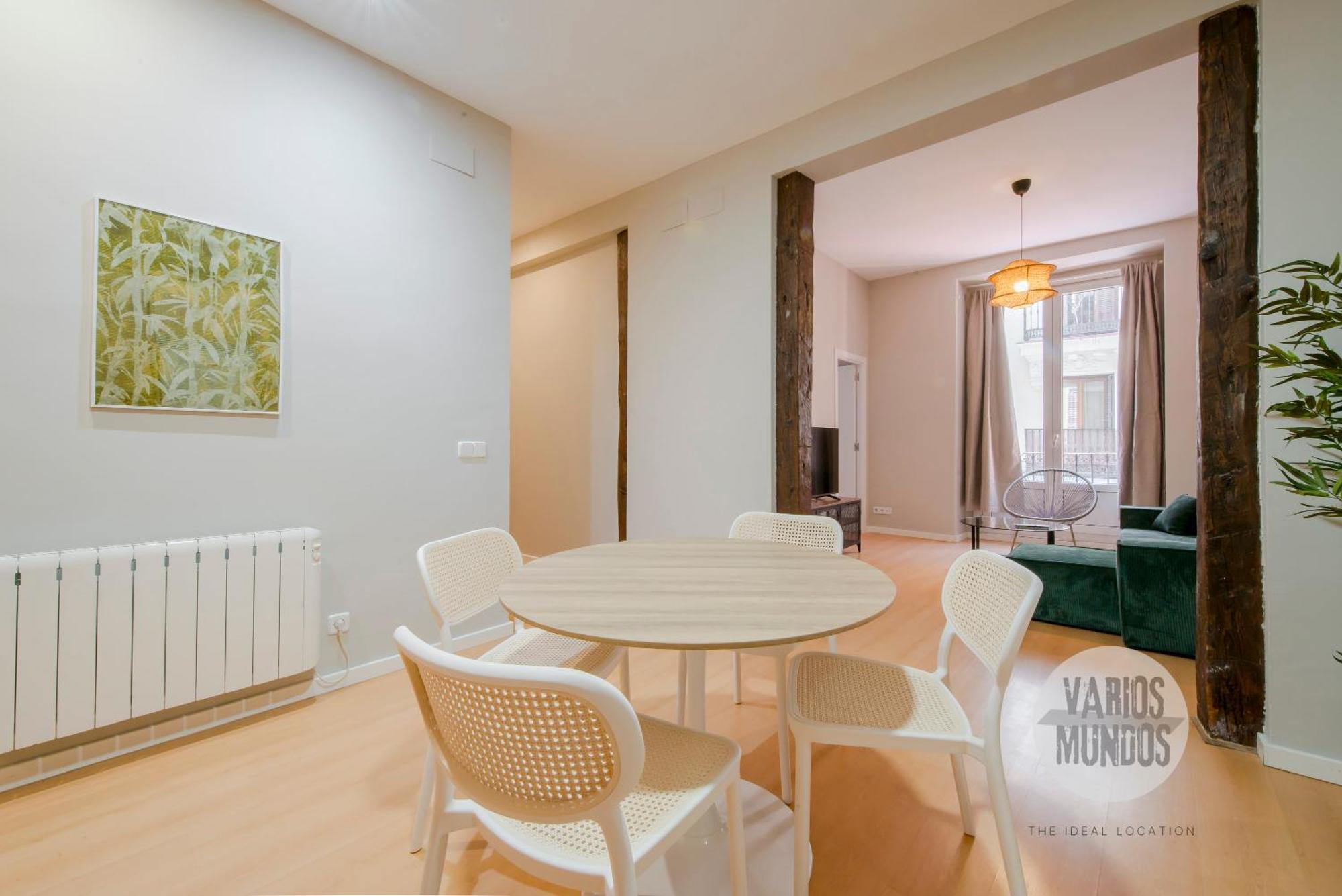 Leon Urban Apartment