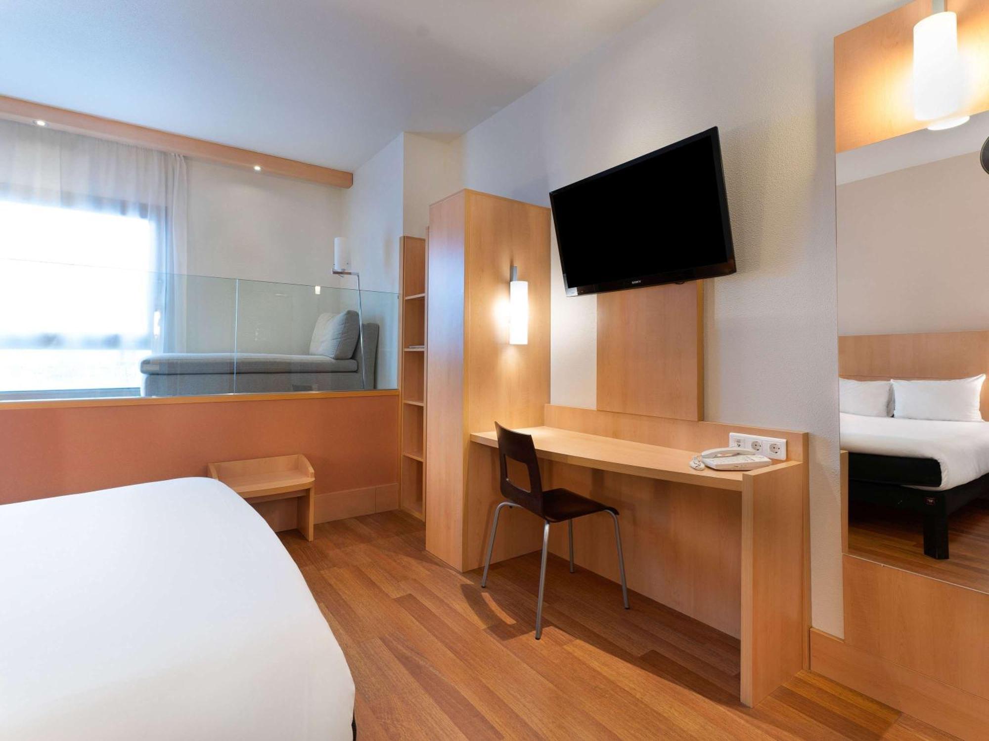 Ibis Centro Ventas 2* Madri