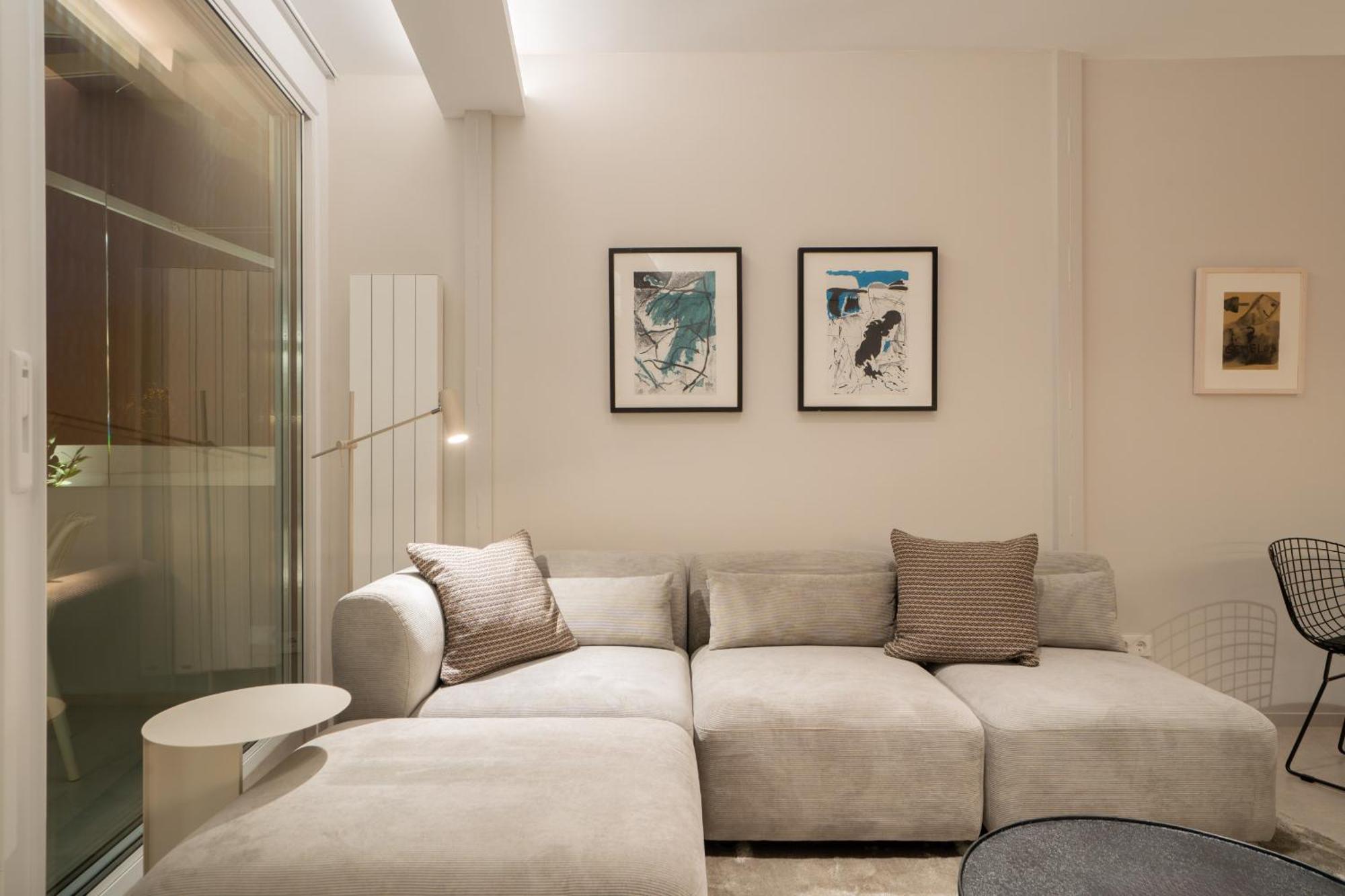 Apartment Atico Con Terraza De Diseno En El Corazon De La Latina Alquiler Temporal *