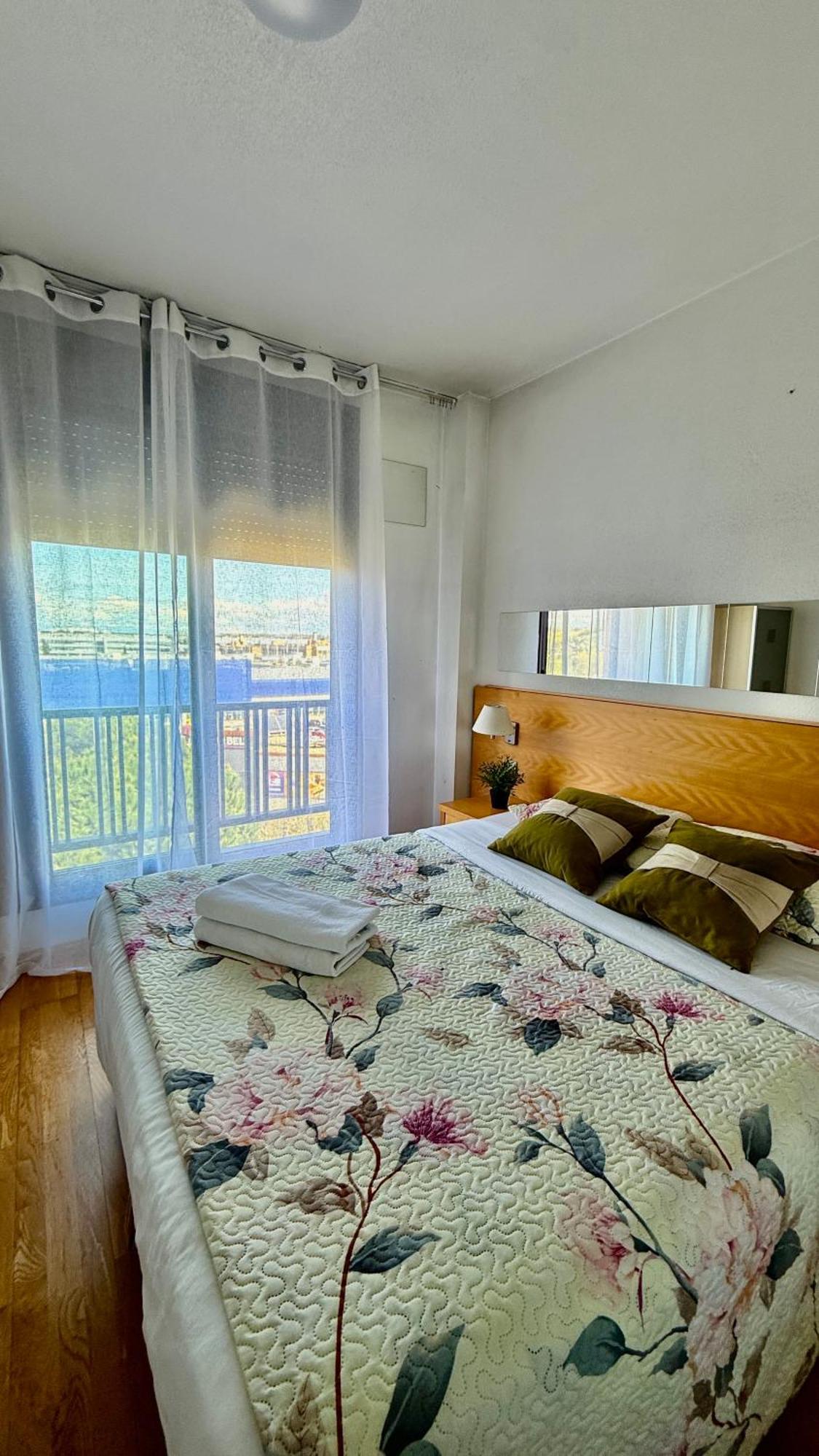 Apartment House Samaniego 12